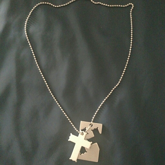 Cross Tags & Cross Necklaces - Picture 1 of 2